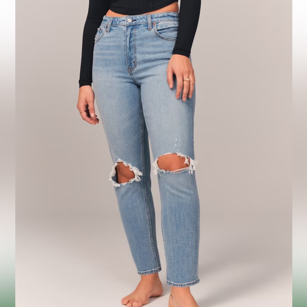 Abercrombie High rise mom jeans